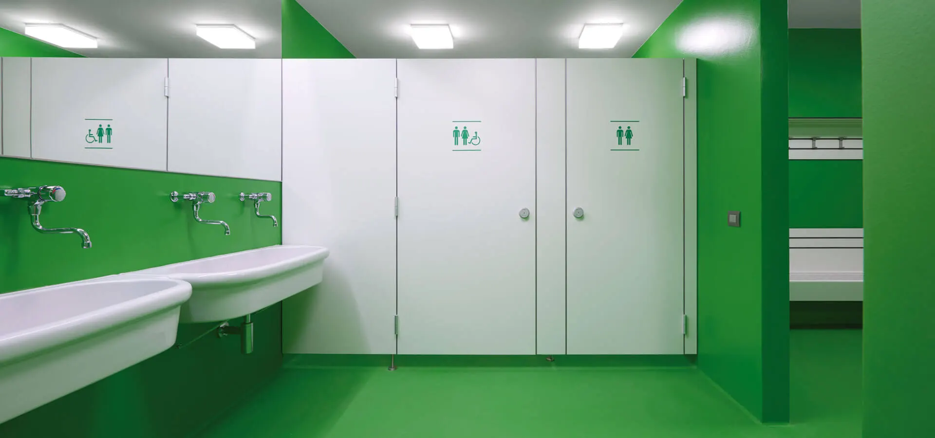 Sanitarije za škole i fakultete